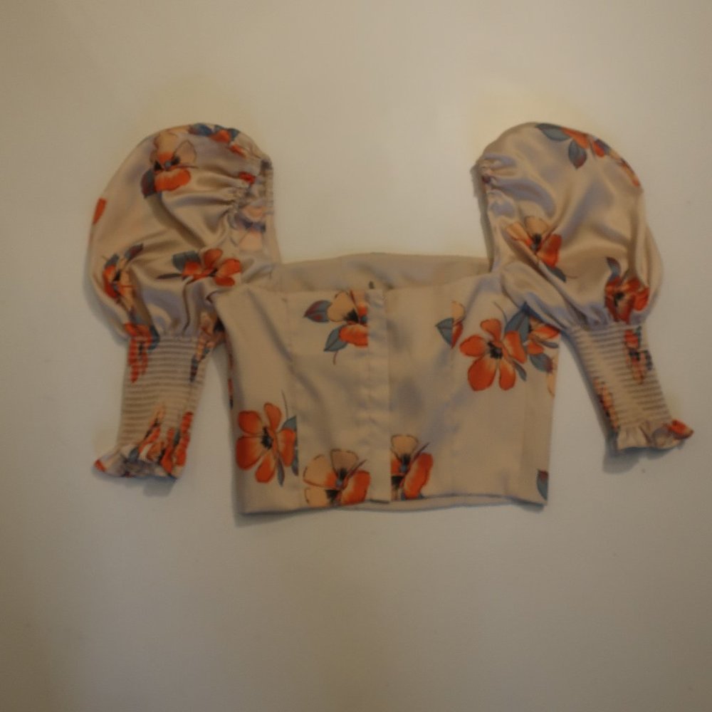 Womens Nicholas Beige Orange Floral Puff Sleeve Cropped Blouse Top 2 * - Picture 6 of 8